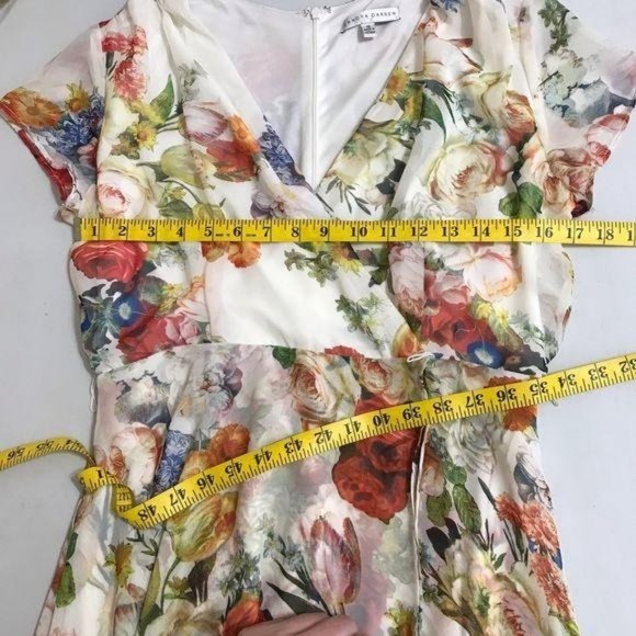 Sandra Darren Floral Faux Wrap V Neck Dress 10 - Picture 5 of 15